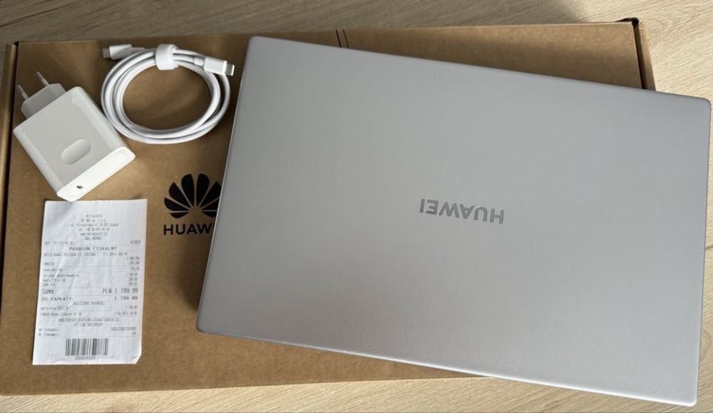 Laptop Huawei MateBook D15 2022 JakNowy !!! 15,6” i3-11th 8GbRAM 256.