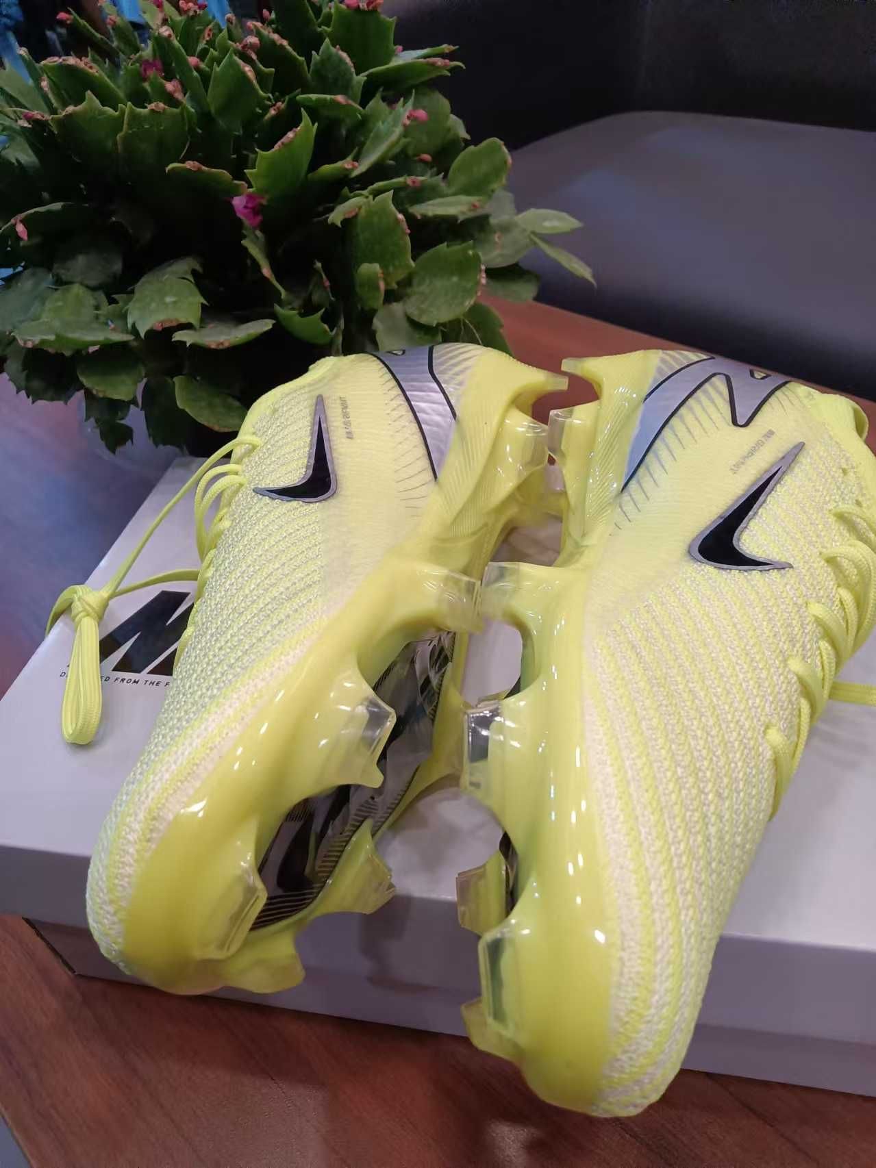 Nike Mercurial Vapor 16 Elite FG Mad Voltage Pack EU.41