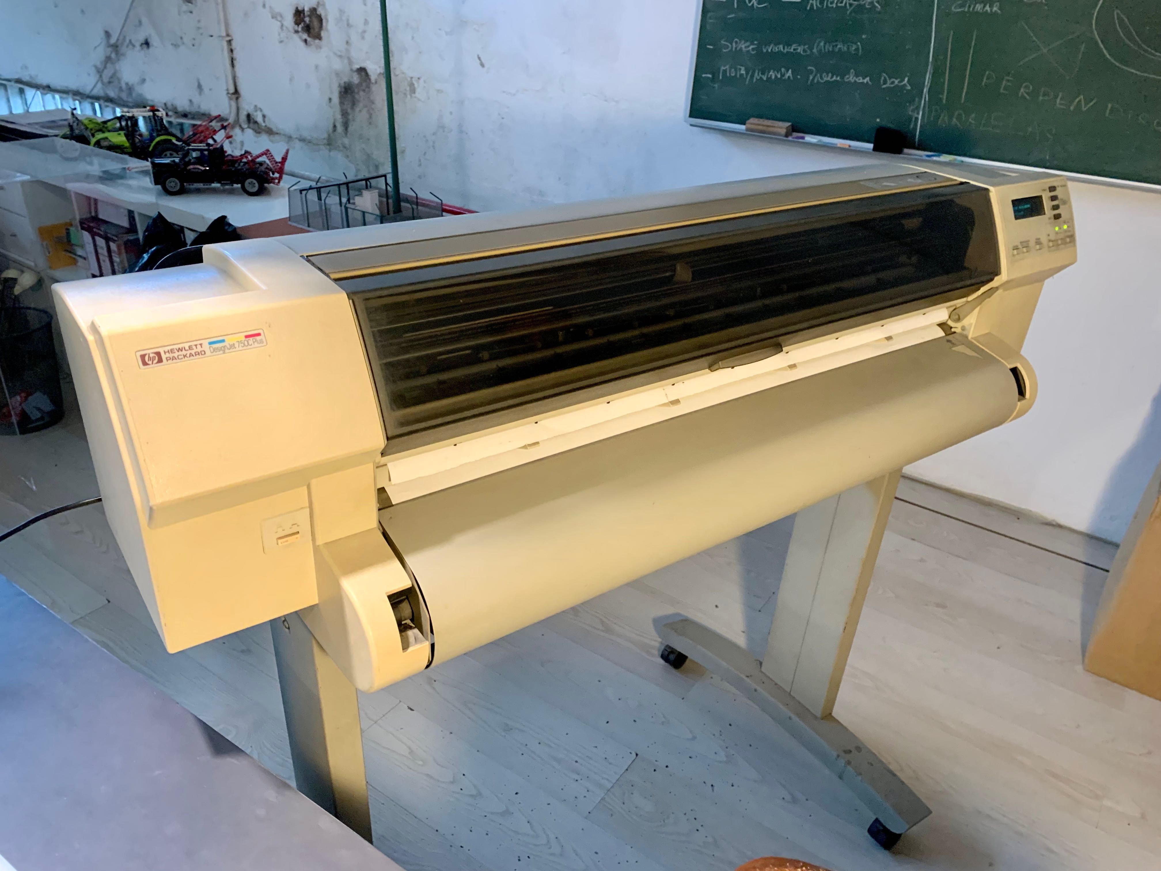 Plotter HP DesignJet 750C Plus