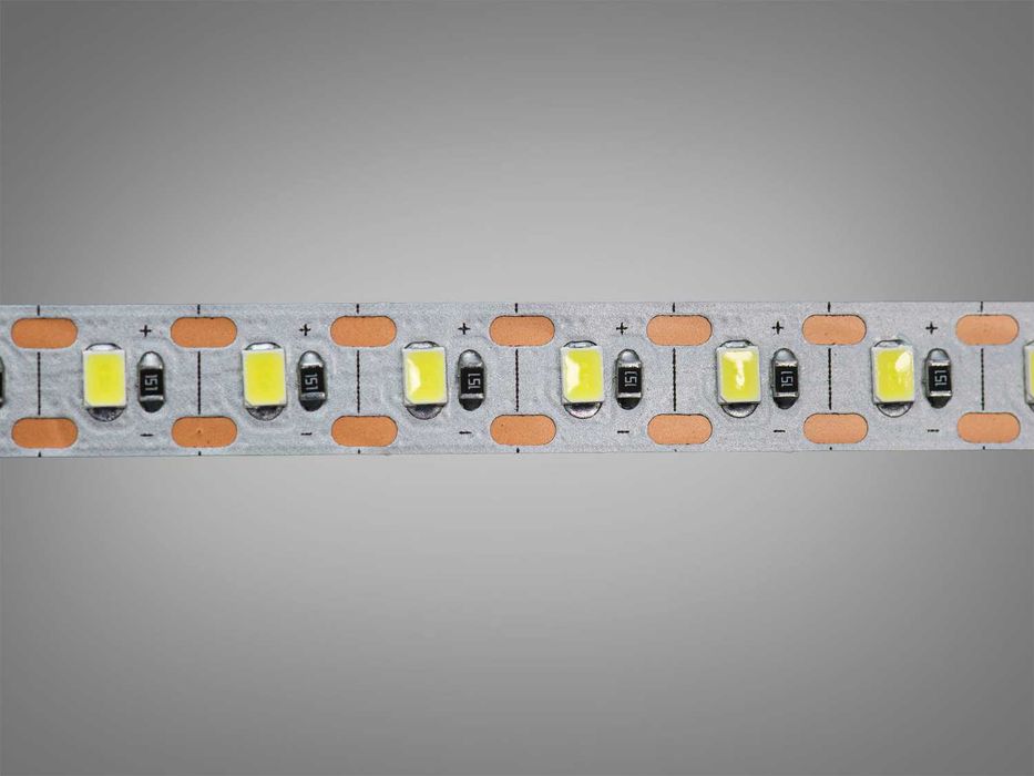 Світлодіодна стрічка 5 вольт від повербанка 5V USB 120 LED 10W/m 5метр