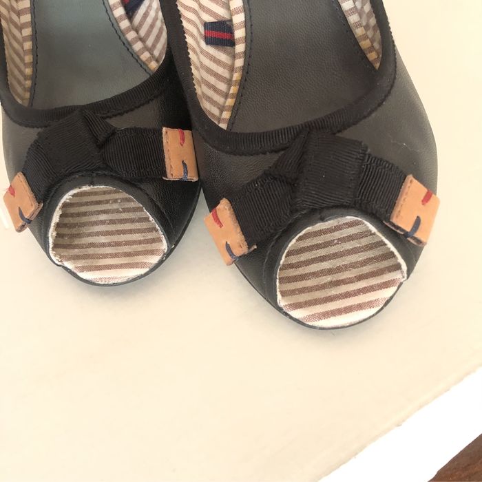 Tommy Hilfiger rozm.37 Czarne na obcasie skóra nat., otwarte palce