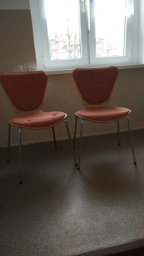 Krzesła para do renowacji