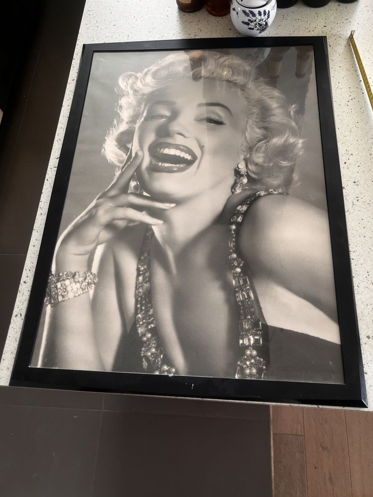 Obraz plakat w czarnej ramce z IKEA 74 x 54 Marilyn Monroe