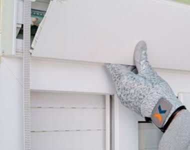 Serviço de reparação de estores