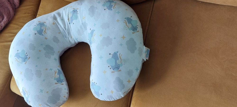 Poducha do karmienia , nowa nie użyta,  dada