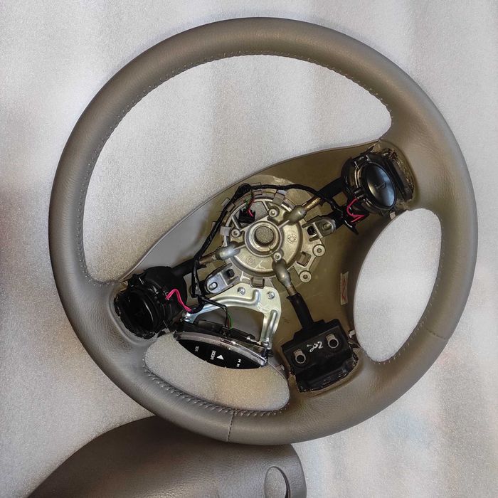 Rover 75 kierownica nowa skóra szara cena za całość lub czytaj