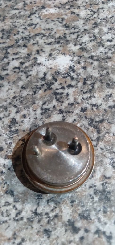 Транзістор П210А ...