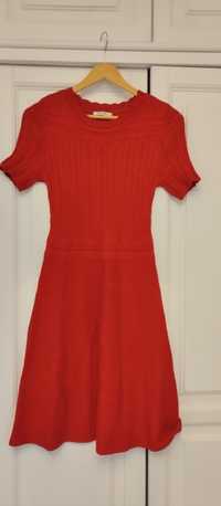 Piękna czerwona sukienka rozmiar S firmy Orsay