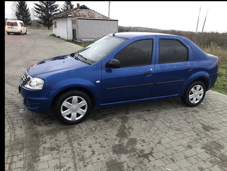 Авто Renault Logan