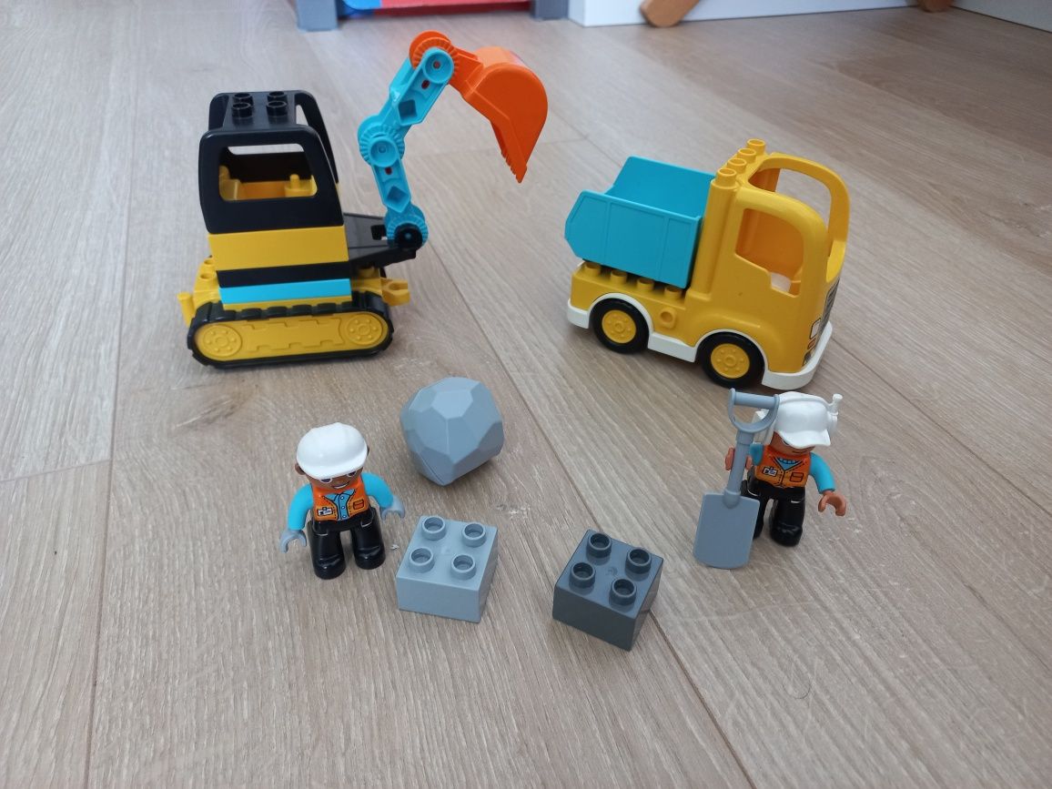 Zestaw LEGO Duplo 10931, Ciężarówka i koparka gąsienicowa