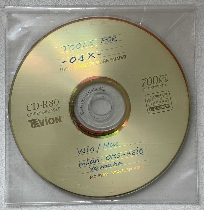 YAMAHA 01x Produkcyjne Studio Muzyczne - Mikser + Laptop