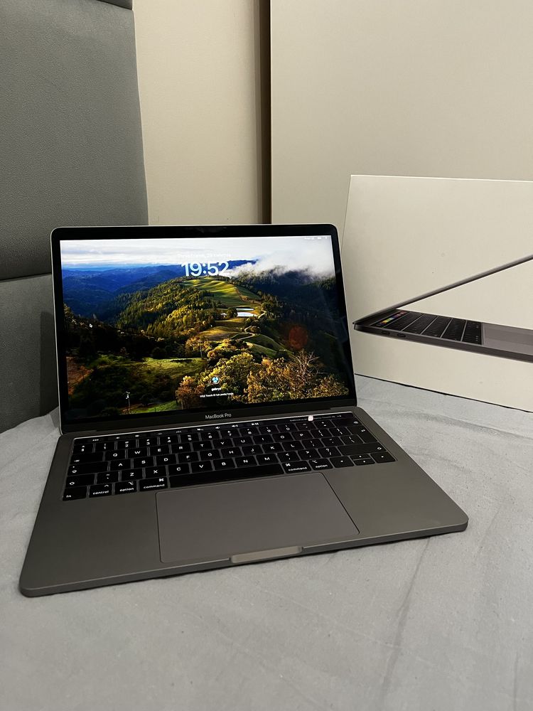 Macbook pro 13 8gb 256gb