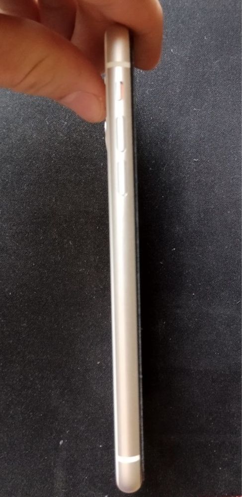 iPhone 11 64 gb white r-sim