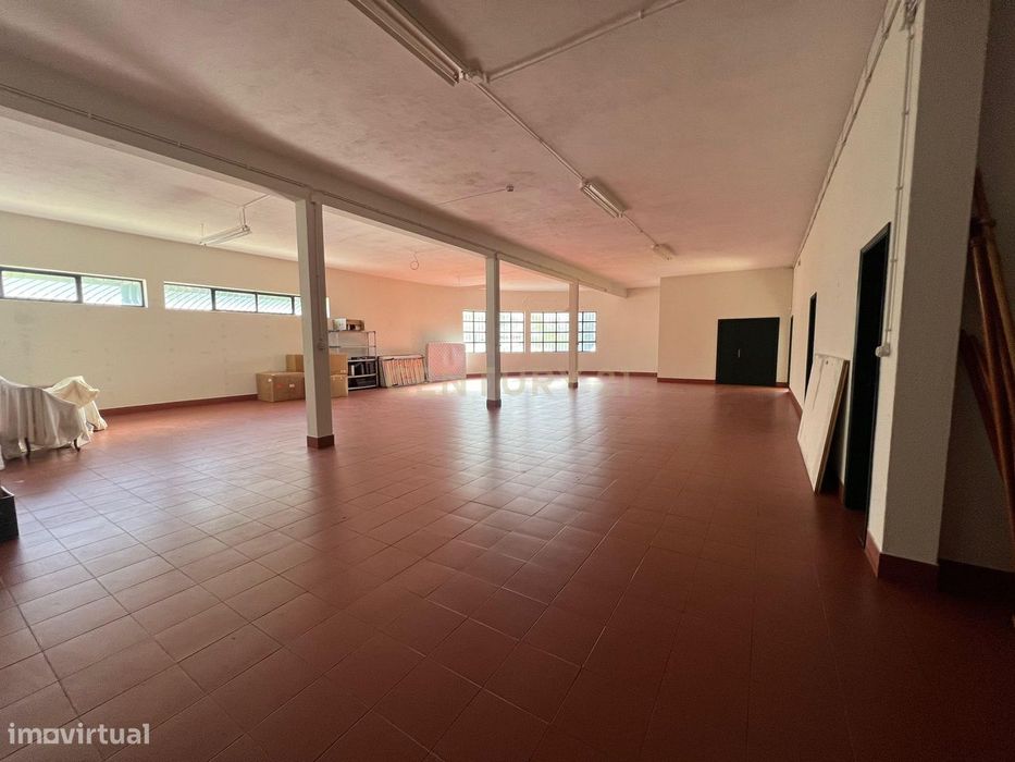 Armazém | Indústria | Serviços | Comércio Para Arrendar