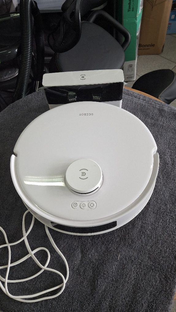 robot sprzątający DEEBOT N20