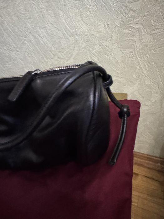 Шкіряна чорна сумка багет juna