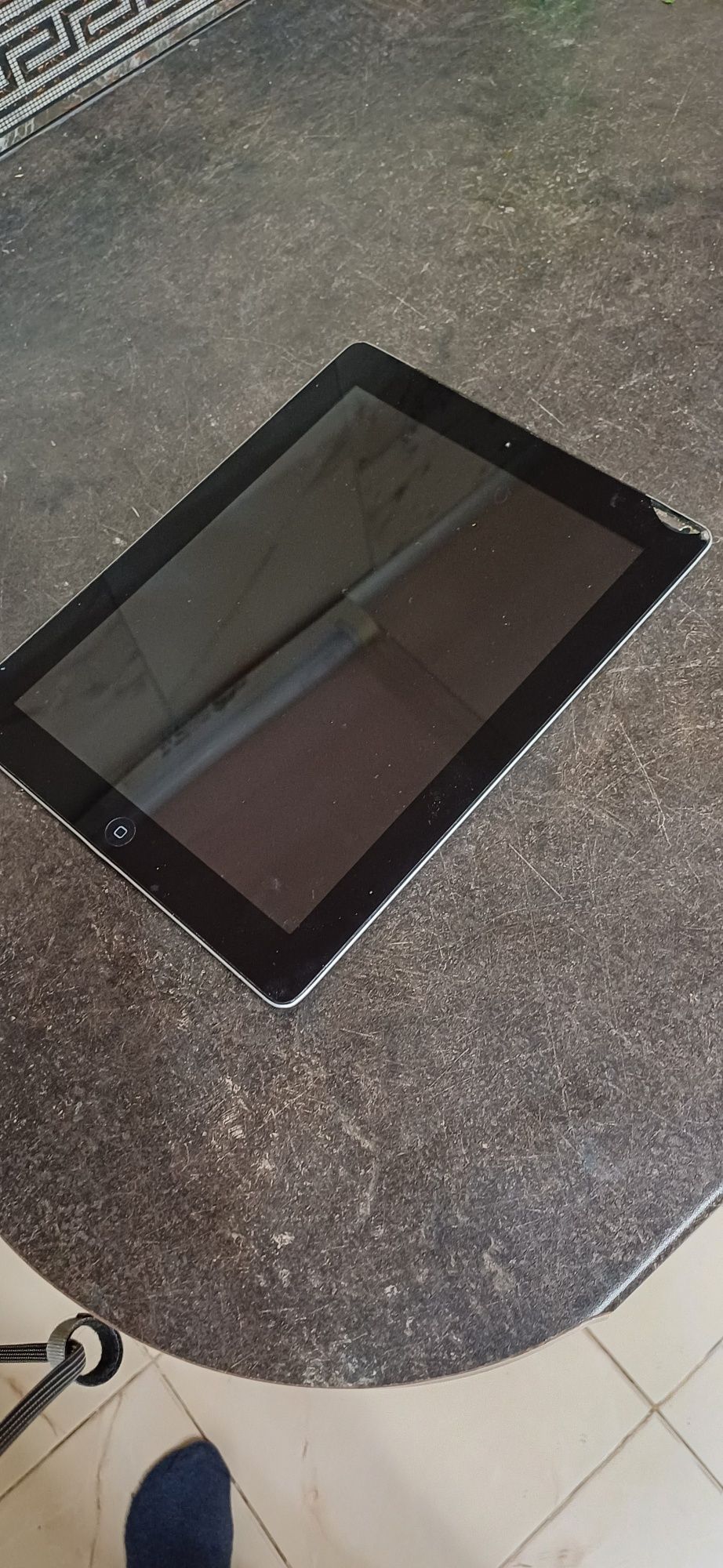 iPad 16gb продам зламаний