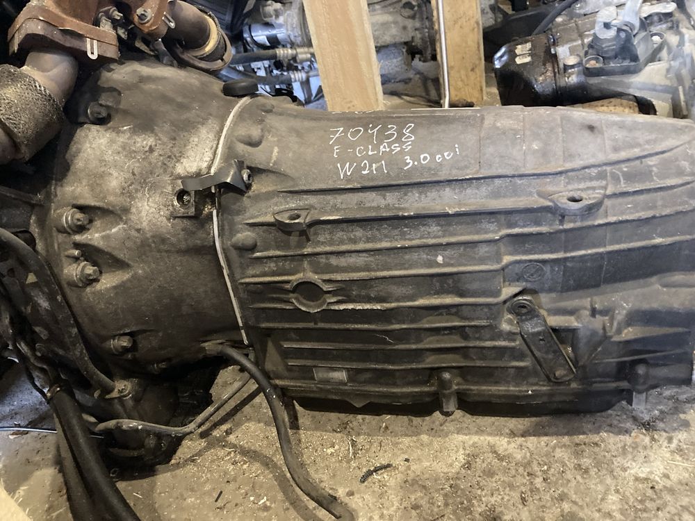Коробка автомат АКПП MERCEDES W211 3.0 CDI  2112706201