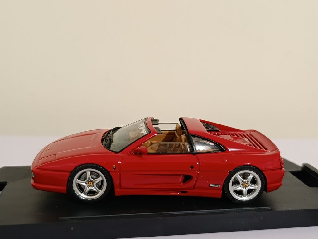 Ferrari 355 GTS 1/43