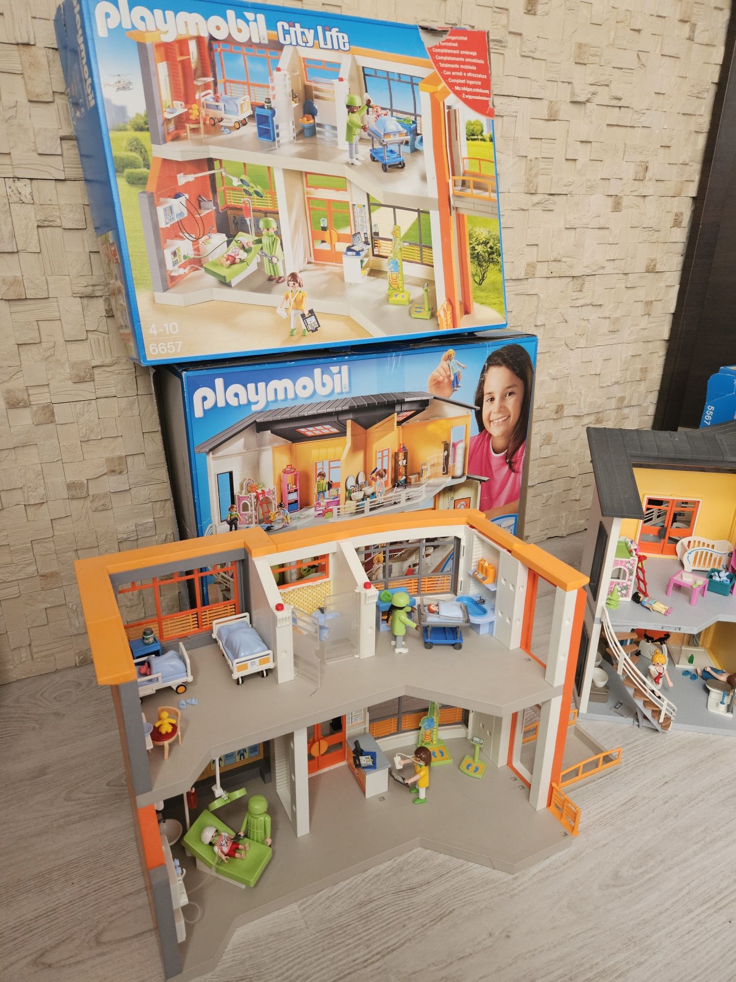 Ogromy zestaw Playmobil całość dom przedszkole szpital