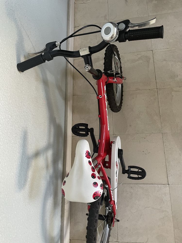 Bicicleta em estado novo