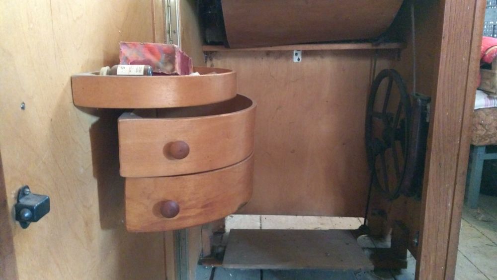 Продам швейную машинку Подольск