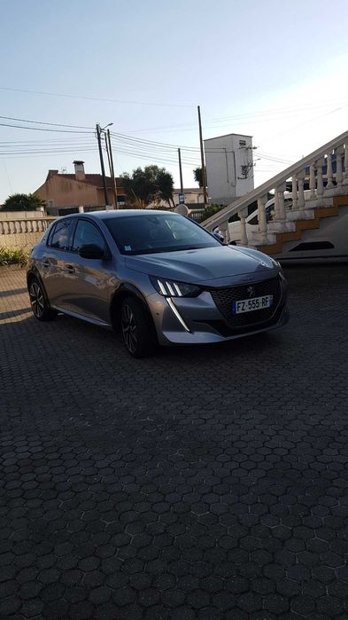 Peugeot e-208 GT 136cv 2021 c/iva