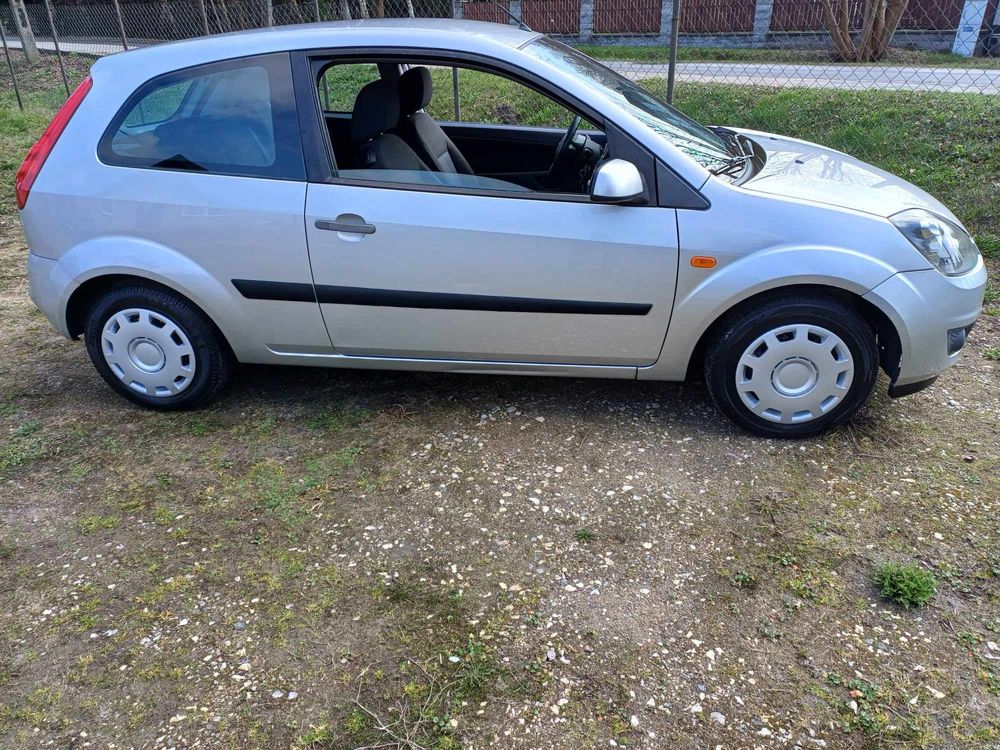 Ford Fiesta polift 1.4 benzyna, klimatyzacja