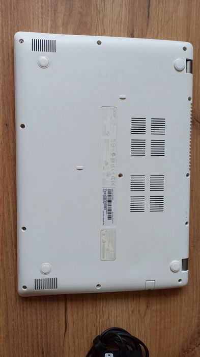 Acer Aspire V3-372 nowy dysk i bateria