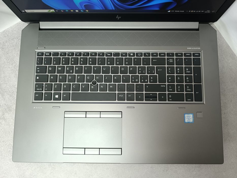 RTX 3000 Max-Q (6GB)/HP ZBook 17 G6/i7-9850H/6 ядер/16/512/17.3"/IPS