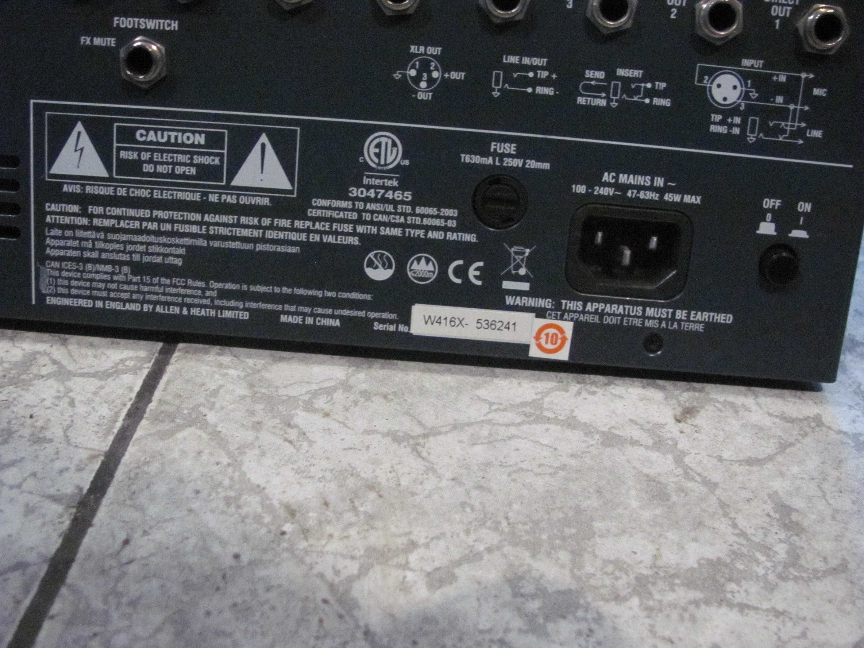 Mikser analogowy Allen & Heath MixWizard WZ4 16:2