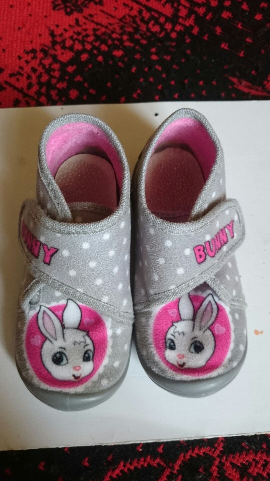 Buty kapcie tenisówki r24