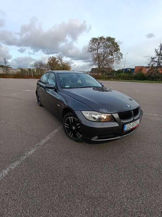 BMW e90 2.0benzyna