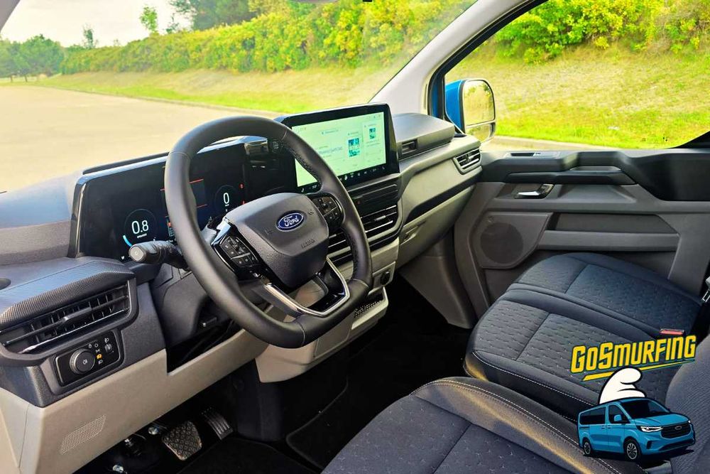 Wynajem - Transit Custom 2025 - 9 osób, Hak, Relingi, 4x4, Automat FV