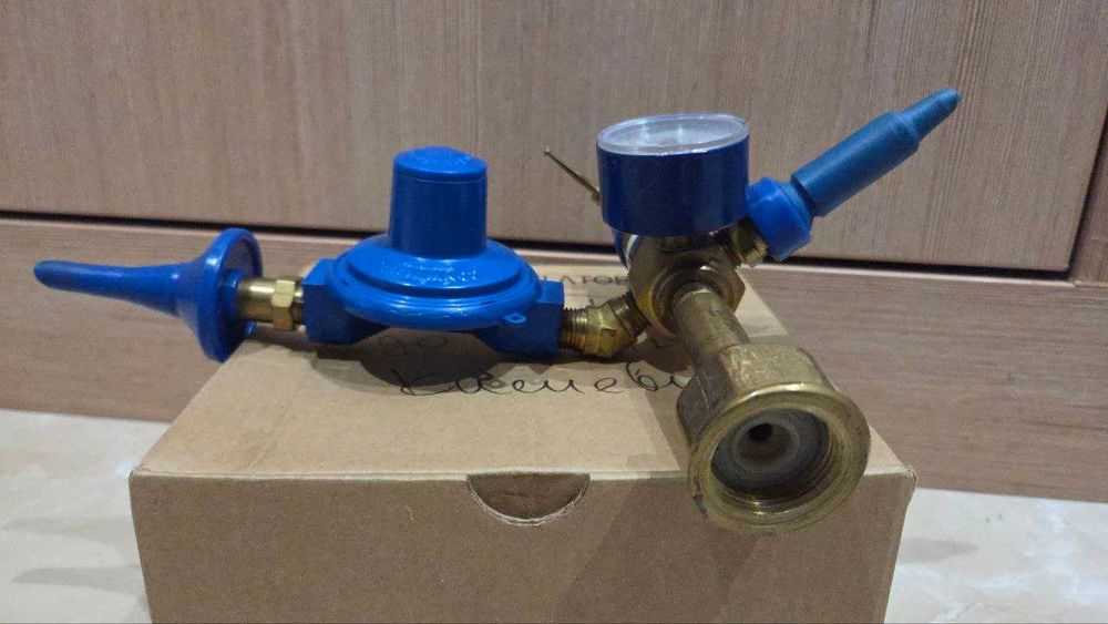 Продам американський гелієвий клапан для надування фольгових кульок