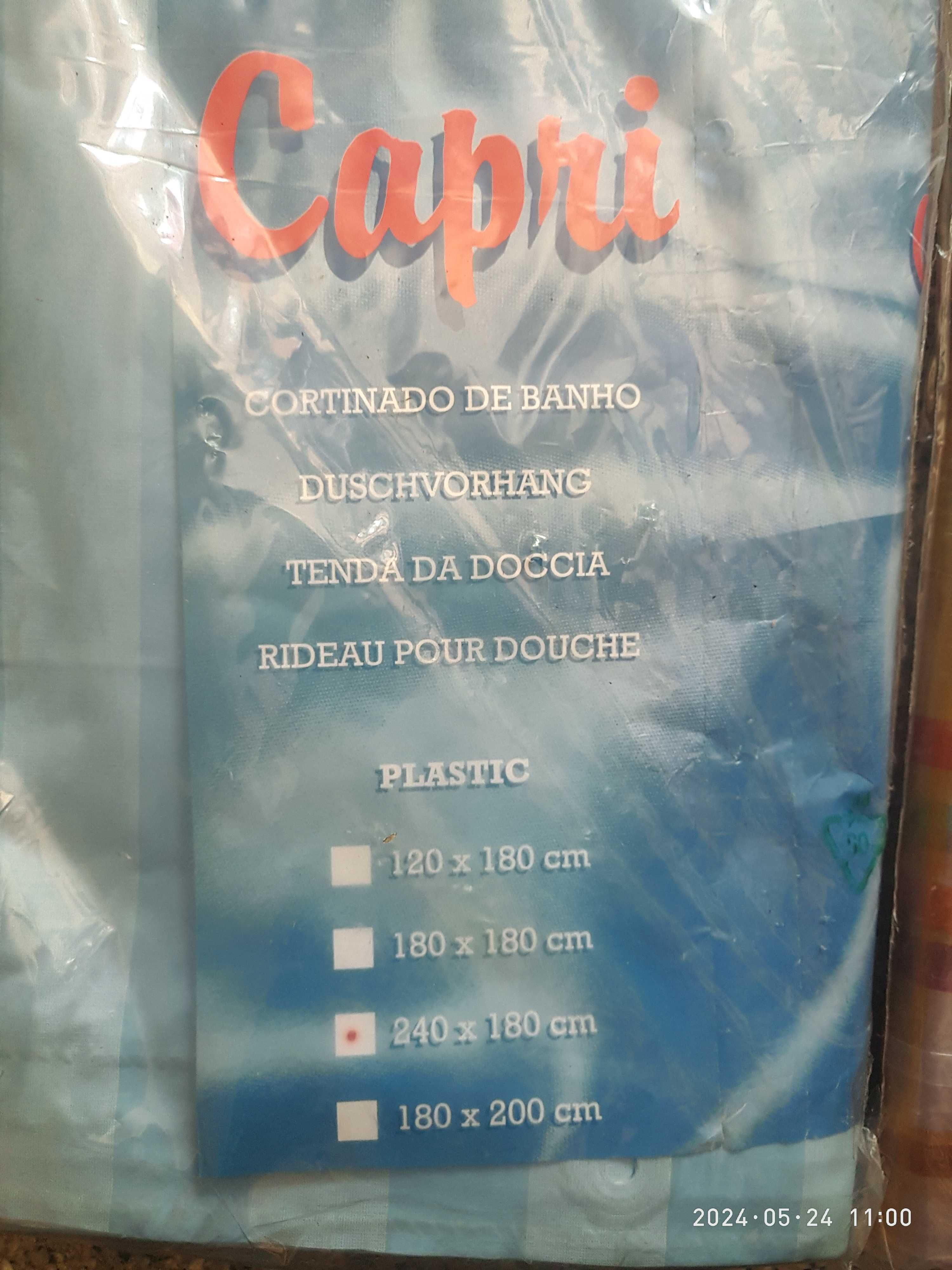 Cortinados de casa de banho novos