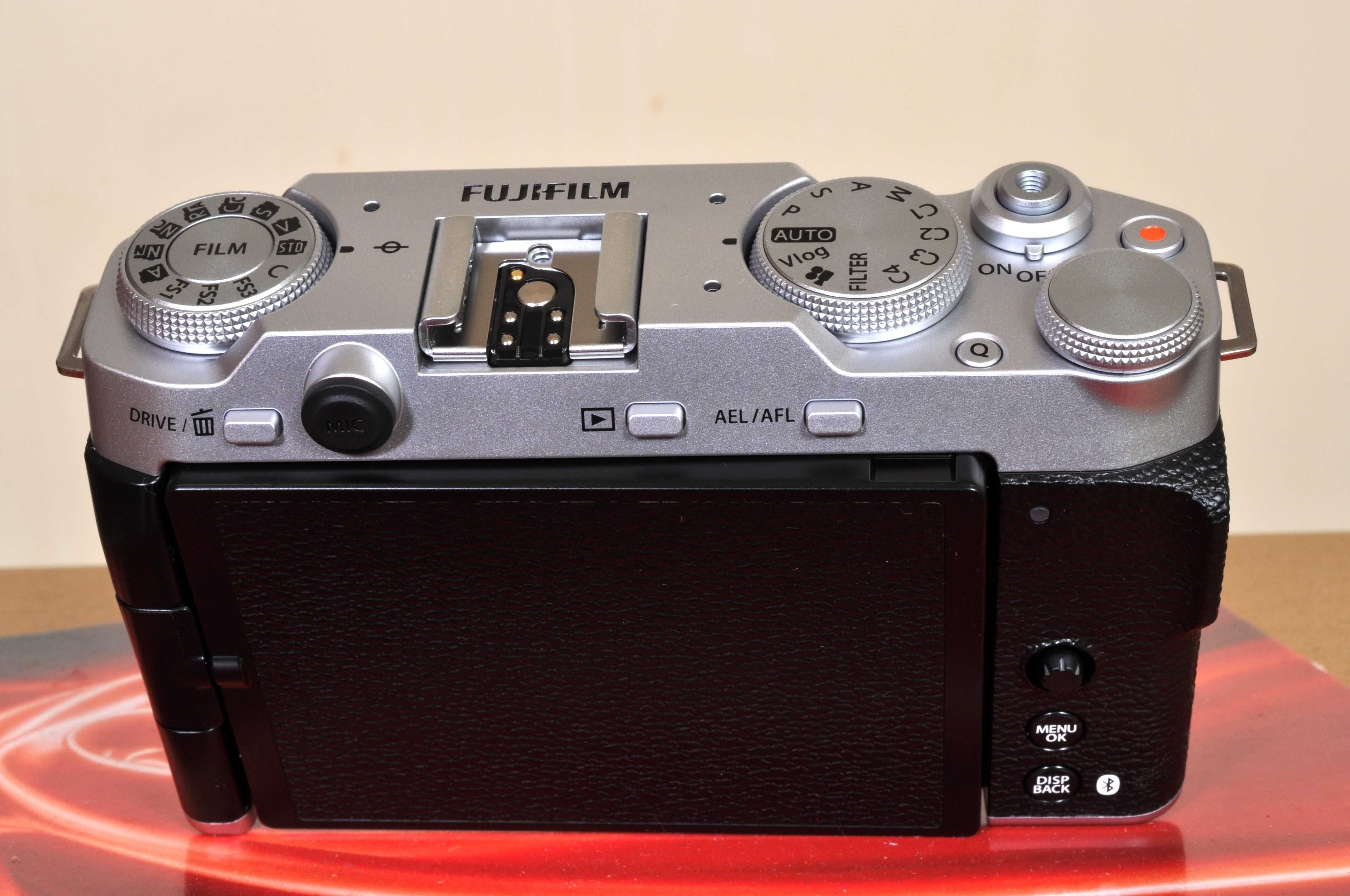 Fuji X-M5 + Xc 15x45. Novo, fatura e garantia 3 anos Fuji Pt