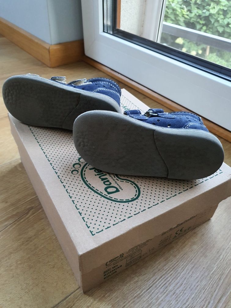 Buty Daniel rozmiar 22 granatowe