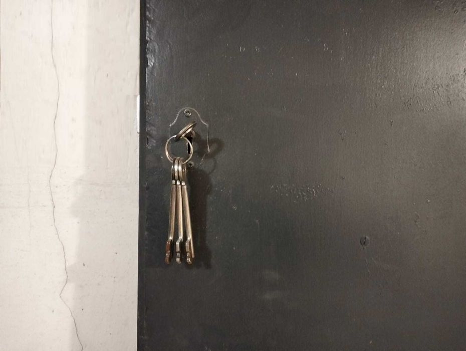 Drzwi stalowe, dwa zamki