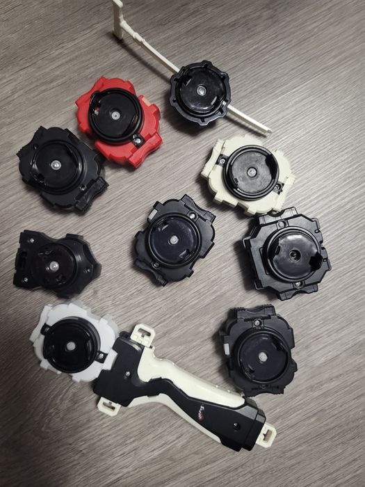 Бейблейд бум). Деталі до бейблейдів..