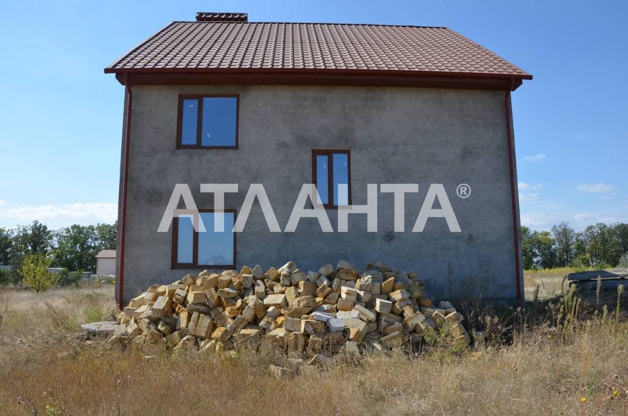 Надежный дом в центре поселка Усатово (станция). Близко Клеверный