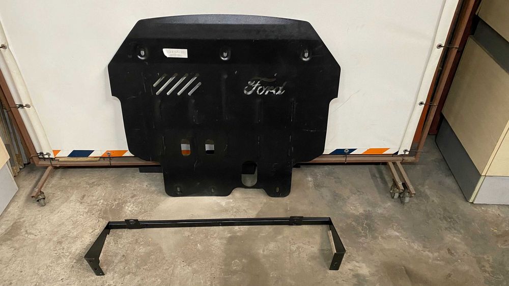 Захист двигуна КПП Защита двигателя ТИТАН Ford Kuga 2008-2013 МЕТАЛЛ