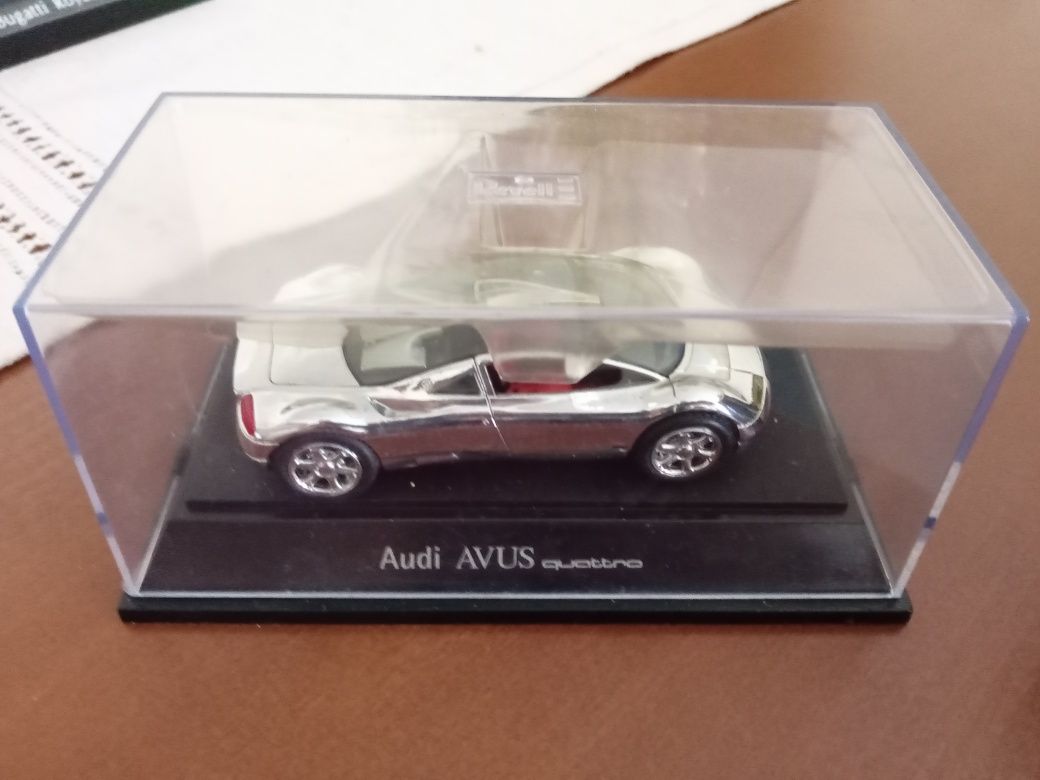 Audi AVUS quattro 1 43