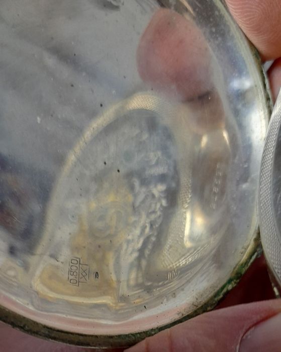 Серебряни Швейцарские часы ancre 15 rubis
Часы на уверенном ходу.Есл