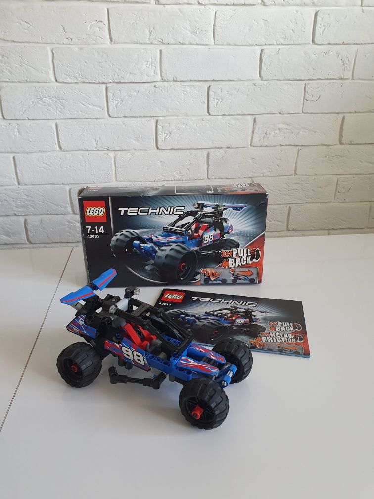 Lego Technic 42010 Samochód racer z napędem