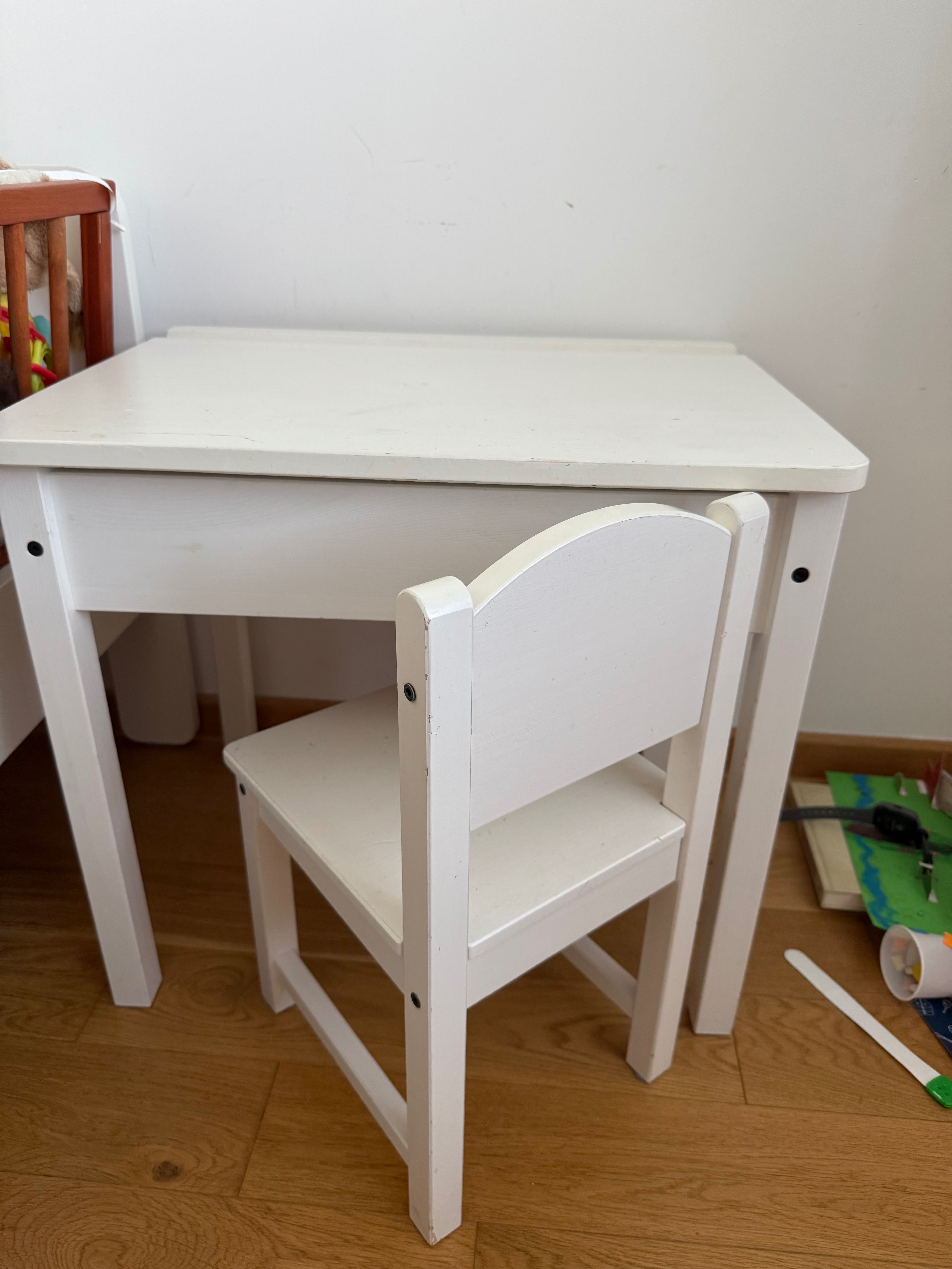 Ikea sundvik stolik i krzeselko