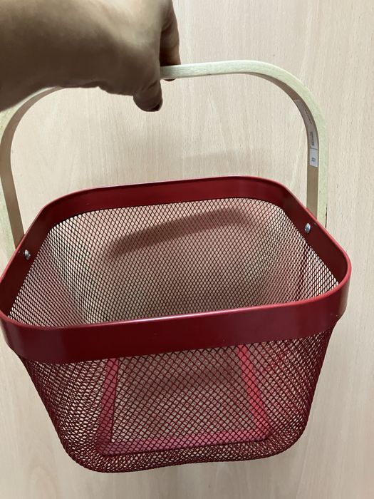 Cesto vermelho ikea 7€ em lisboa