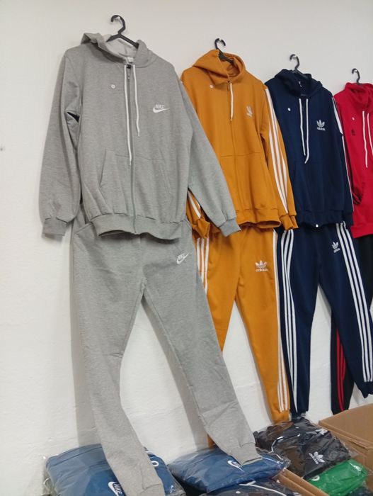 Fatos de treino unixeso do S ao XXI