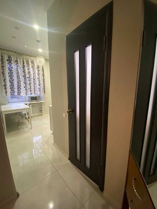 Продам 2-х кімнатну квартиру, Поділ