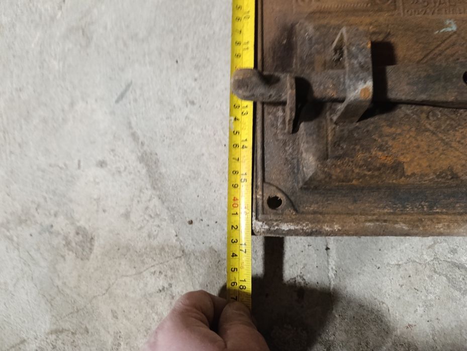 Drzwiczki do pieca kaflowego wędzarni